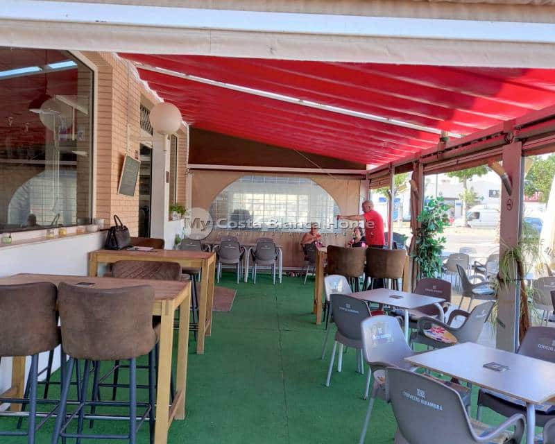 Erhverv til salg i Guardamar del Segura - € 200.000 (Ref: 9282908)