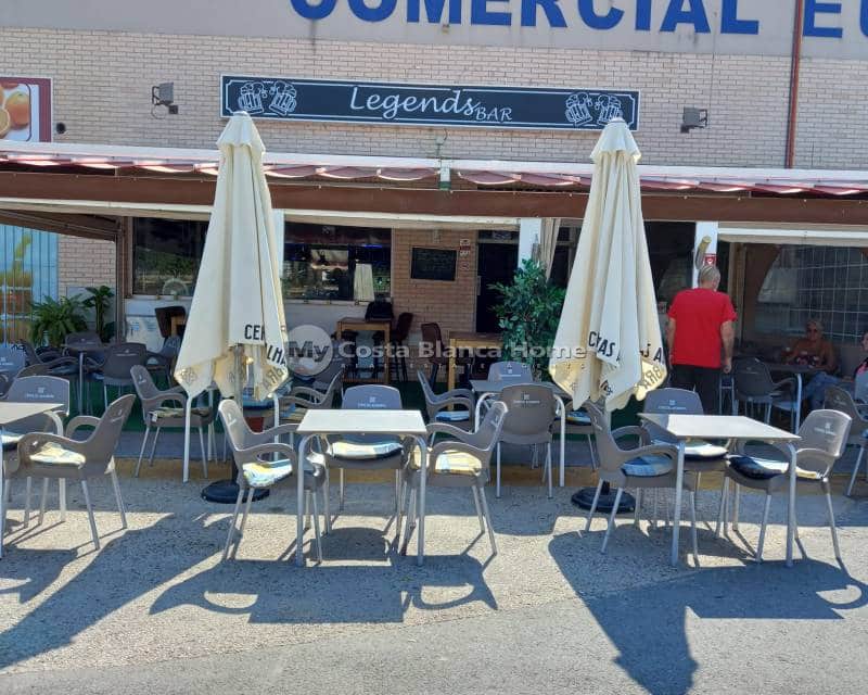 Erhverv til salg i Guardamar del Segura - € 200.000 (Ref: 9282908)