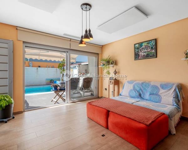 2 Zimmer Villa zu verkaufen in Benijófar mit Pool - 435.000 € (Ref: 9282909)