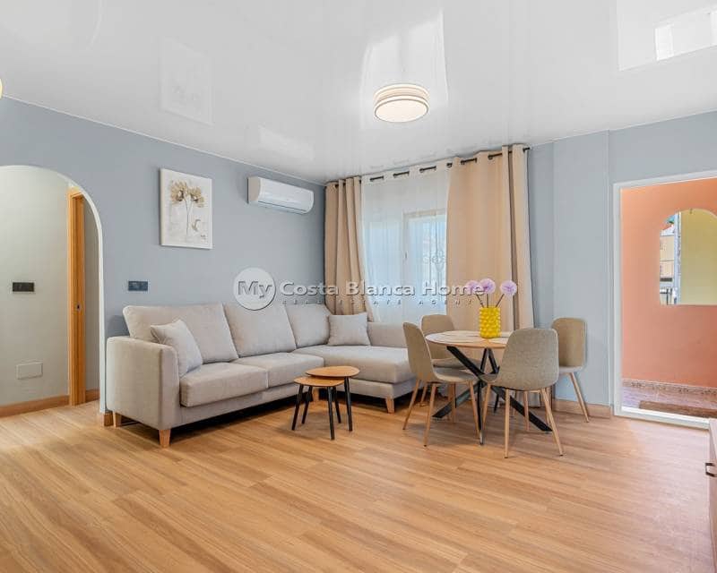 3 bedroom Apartment for sale in San Miguel de Salinas with pool - € 199,000 (Ref: 9282910)