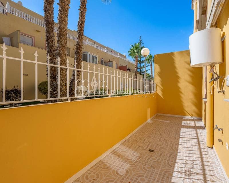 3 bedroom Apartment for sale in San Miguel de Salinas with pool - € 199,000 (Ref: 9282910)