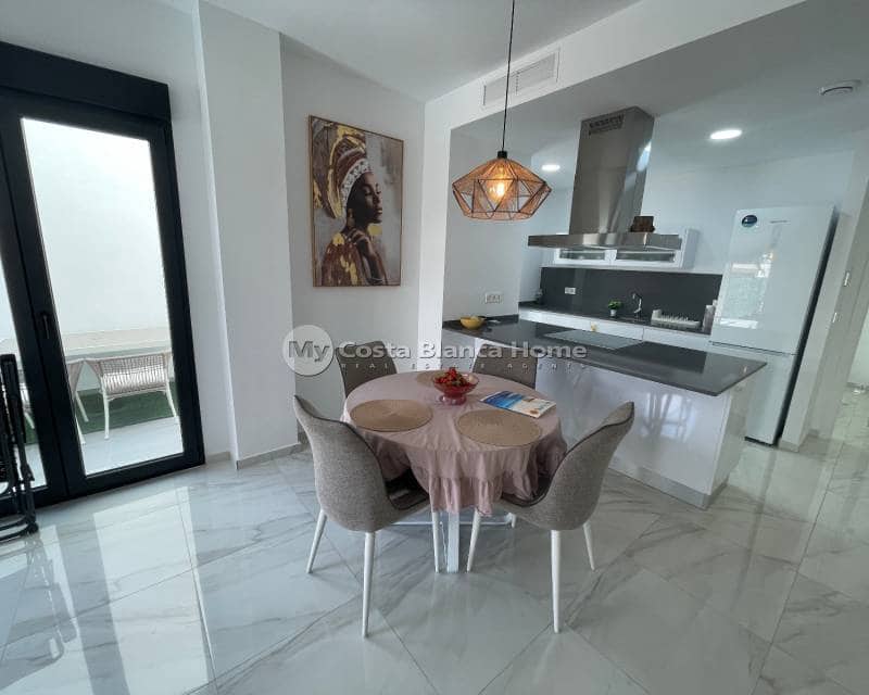 3 Zimmer Villa zu verkaufen in Benijofar mit Pool - 379.990 € (Ref: 9282915)