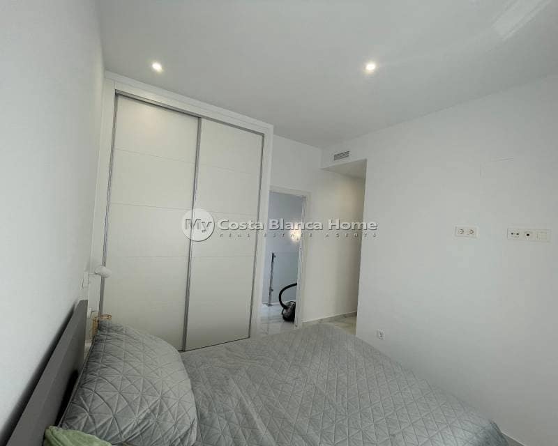 3 Zimmer Villa zu verkaufen in Benijofar mit Pool - 379.990 € (Ref: 9282915)