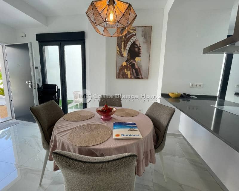 3 Zimmer Villa zu verkaufen in Benijofar mit Pool - 379.990 € (Ref: 9282915)