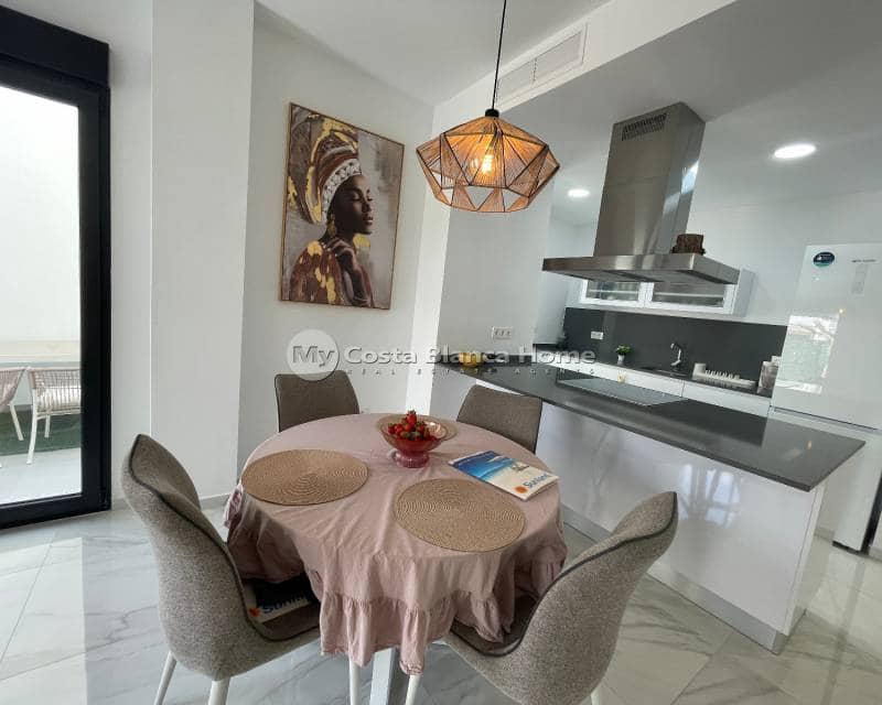 3 Zimmer Villa zu verkaufen in Benijofar mit Pool - 379.990 € (Ref: 9282915)