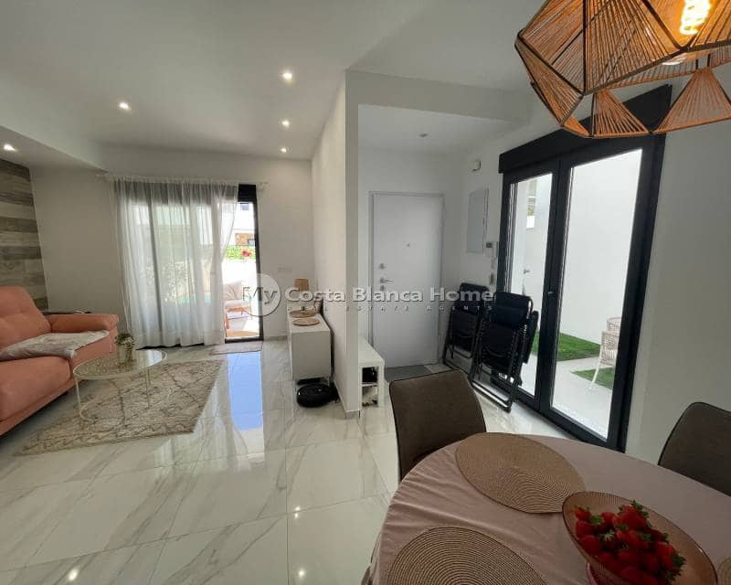 3 Zimmer Villa zu verkaufen in Benijofar mit Pool - 379.990 € (Ref: 9282915)