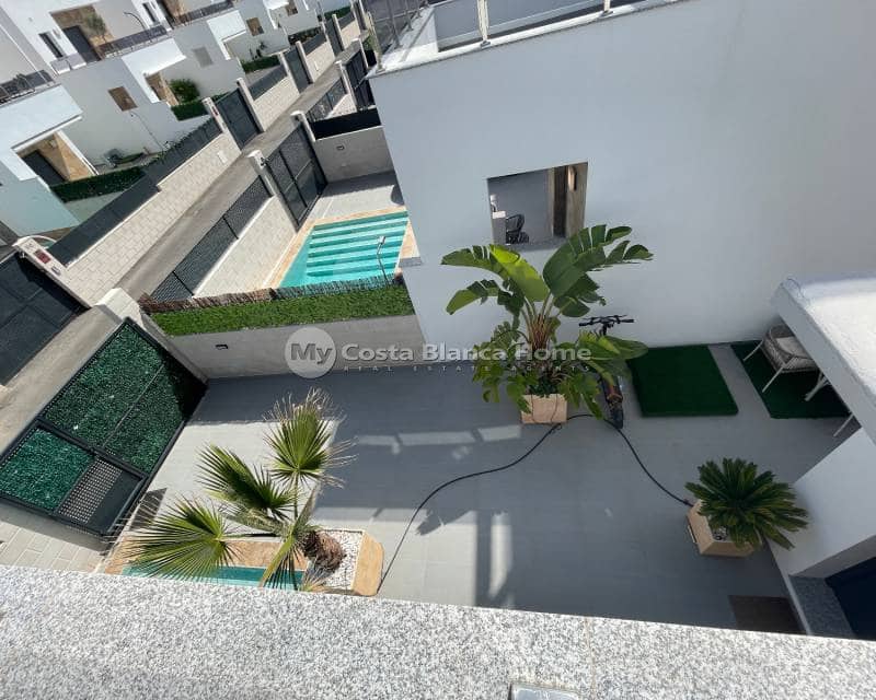 3 Zimmer Villa zu verkaufen in Benijofar mit Pool - 379.990 € (Ref: 9282915)