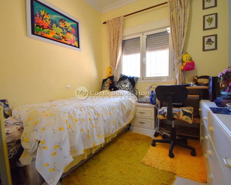 3 bedroom Villa for sale in Los Balcones with pool - € 310,000 (Ref: 9282916)