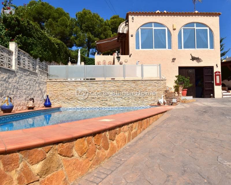 3 bedroom Villa for sale in Los Balcones with pool - € 310,000 (Ref: 9282916)