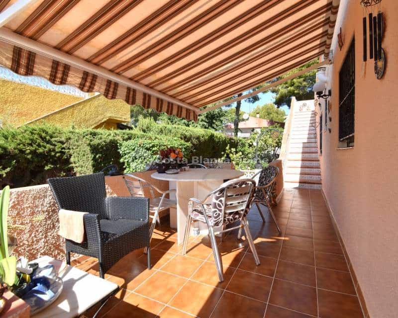 3 bedroom Villa for sale in Los Balcones with pool - € 310,000 (Ref: 9282916)