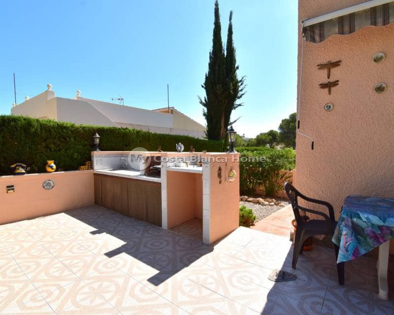 3 bedroom Villa for sale in Los Balcones with pool - € 310,000 (Ref: 9282916)