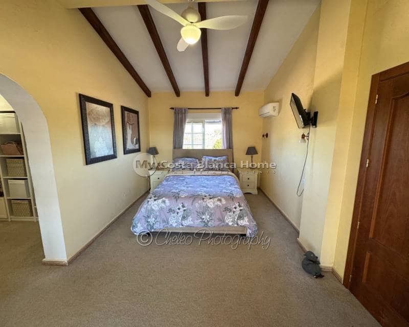 3 Zimmer Finca/Landgut zu verkaufen in Dolores mit Pool - 445.000 € (Ref: 9335508)