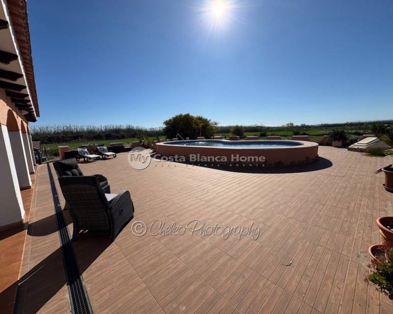 3 Zimmer Finca/Landgut zu verkaufen in Dolores mit Pool - 445.000 € (Ref: 9335508)