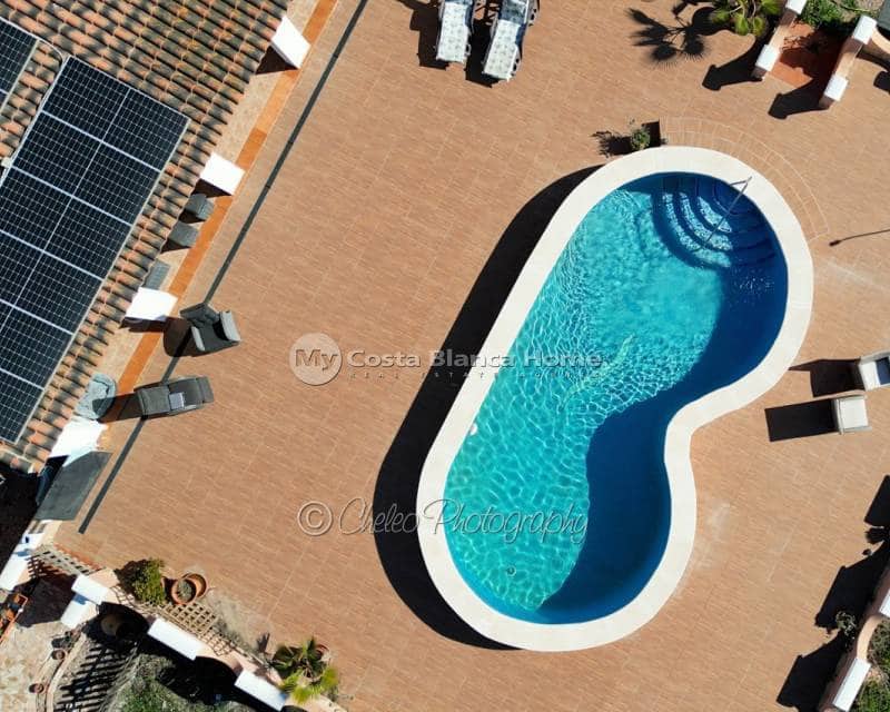 3 Zimmer Finca/Landgut zu verkaufen in Dolores mit Pool - 445.000 € (Ref: 9335508)