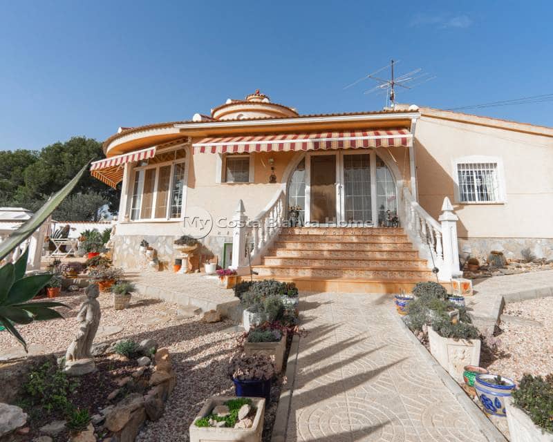 5 bedroom Villa for sale in Ciudad Quesada with pool - € 499,000 (Ref: 9420550)