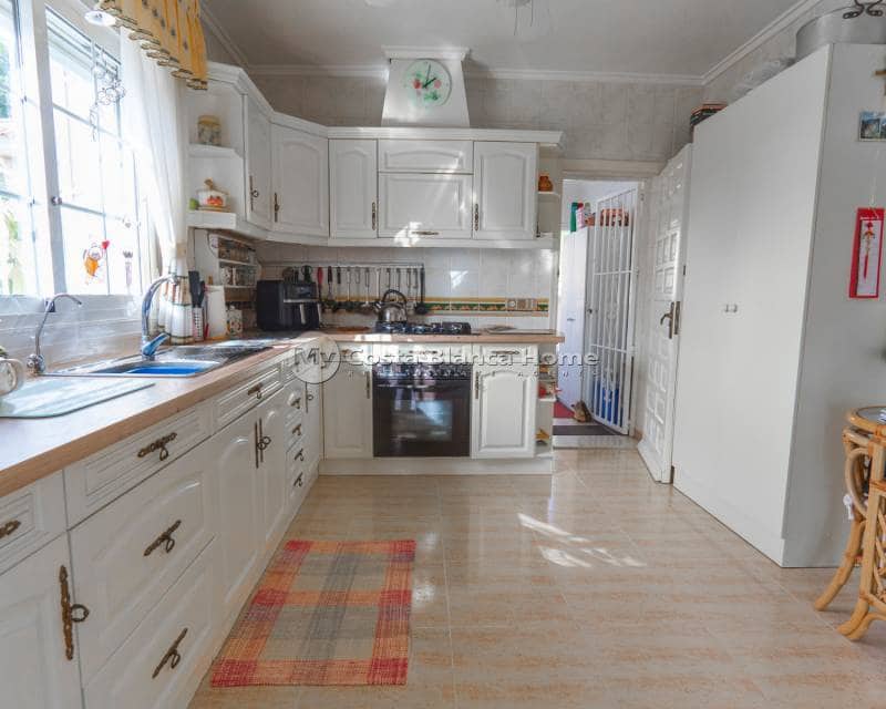 5 bedroom Villa for sale in Ciudad Quesada with pool - € 499,000 (Ref: 9420550)