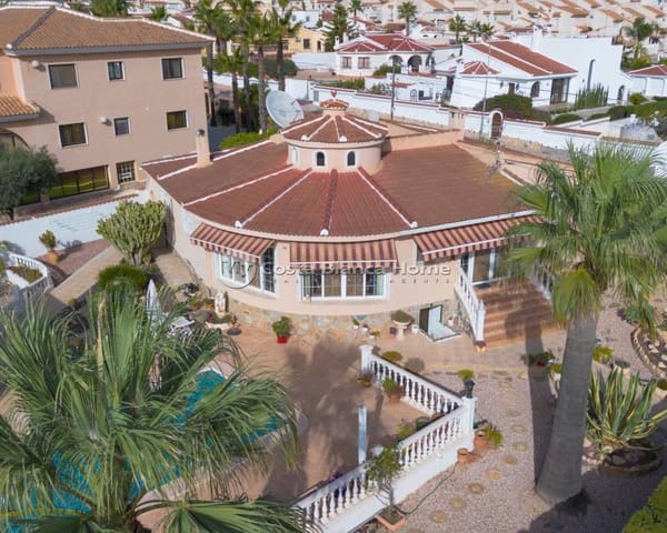 5 bedroom Villa for sale in Ciudad Quesada, Rojales with pool - € 499,000 (Ref: 9420550)