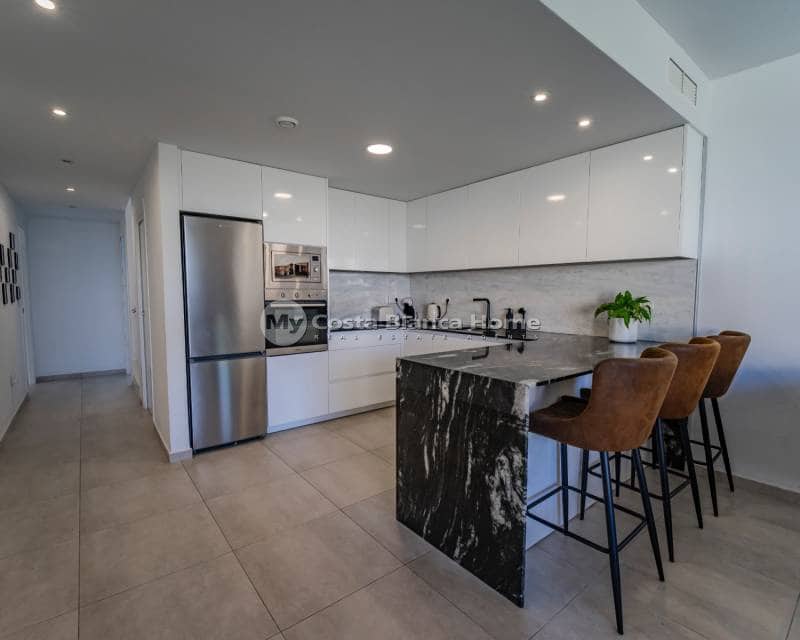 3 soveværelse Semi-Rækkehus til salg i Benijofar med swimmingpool - € 470.000 (Ref: 9420553)