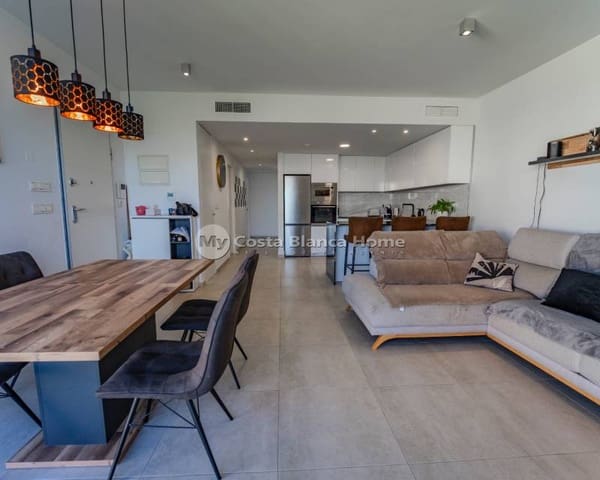 3 soveværelse Semi-Rækkehus til salg i Benijófar med swimmingpool - € 470.000 (Ref: 9420553)