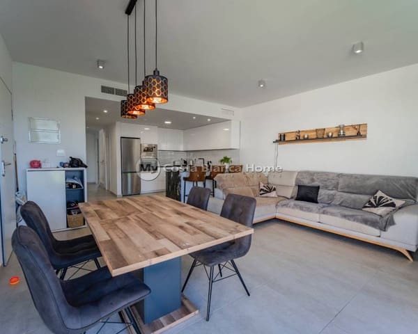 3 soveværelse Semi-Rækkehus til salg i Benijófar med swimmingpool - € 470.000 (Ref: 9420553)