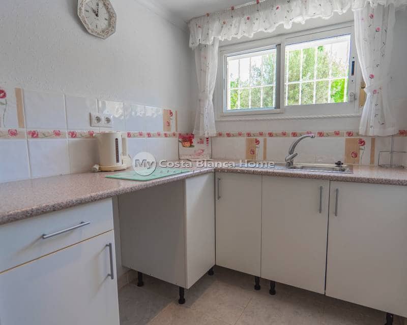 Chalet de 5 habitaciones en Ciudad Quesada en venta con piscina - 350.000 € (Ref: 9420554)