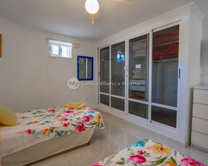 Chalet de 5 habitaciones en Ciudad Quesada en venta con piscina - 350.000 € (Ref: 9420554)