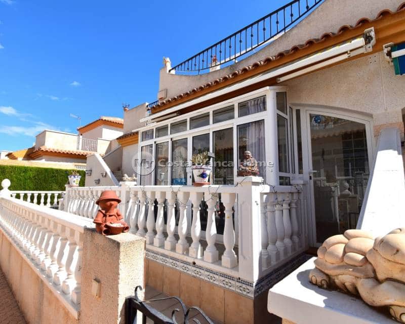 Chalet de 2 habitaciones en Playa Flamenca en venta con piscina - 175.000 € (Ref: 9420557)