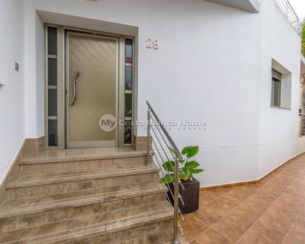 4 bedroom Villa for sale in Rojales - € 389,000 (Ref: 9420558)