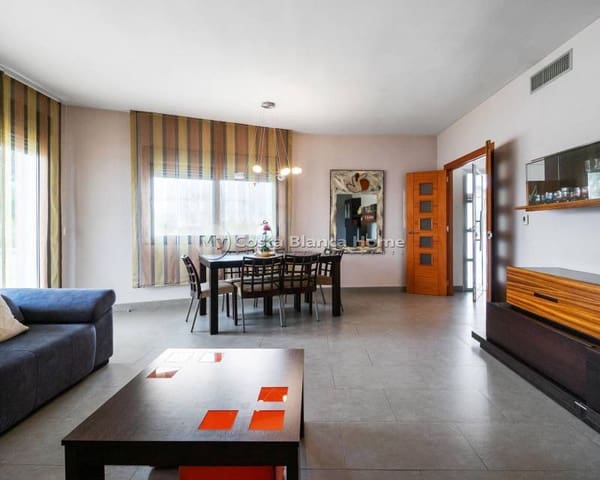 4 bedroom Villa for sale in Rojales - € 389,000 (Ref: 9420558)