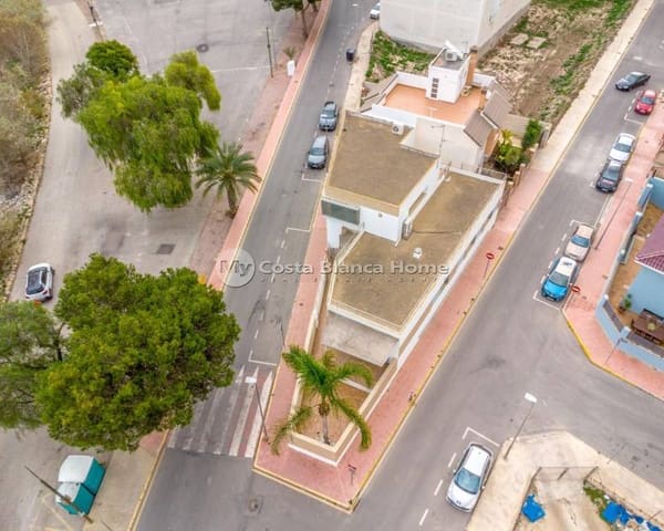 4 bedroom Villa for sale in Rojales - € 389,000 (Ref: 9420558)