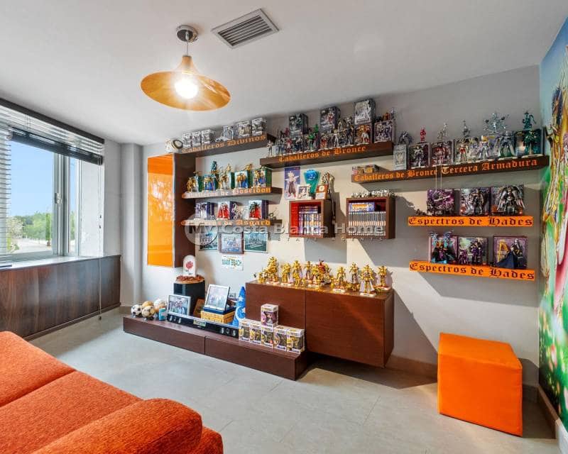 4 bedroom Villa for sale in Rojales - € 389,000 (Ref: 9420558)