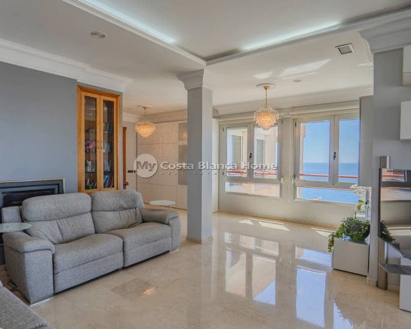 5 slaapkamer Appartement te koop in Benidorm met zwembad - € 1.700.000 (Ref: 9420559)