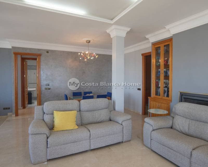 5 slaapkamer Appartement te koop in Benidorm met zwembad - € 1.700.000 (Ref: 9420559)