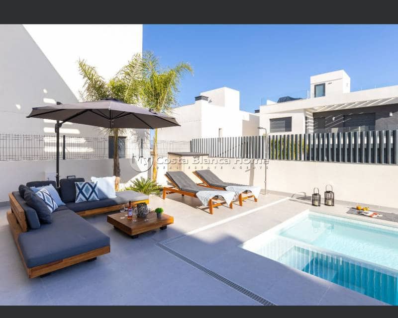 3 bedroom Villa for sale in Algorfa with pool - € 550,000 (Ref: 9420568)