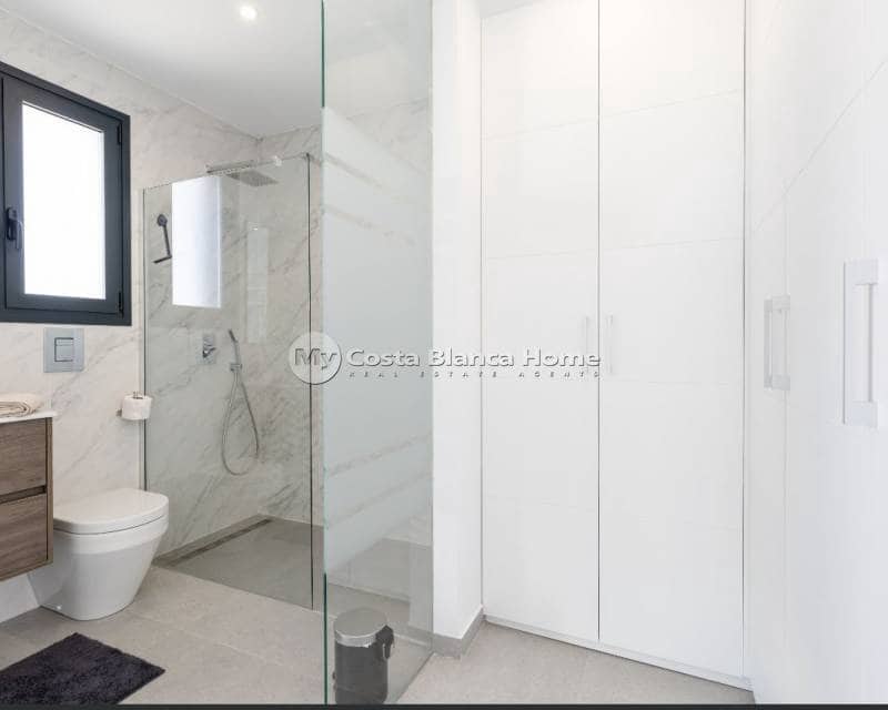 3 bedroom Villa for sale in Algorfa with pool - € 550,000 (Ref: 9420568)