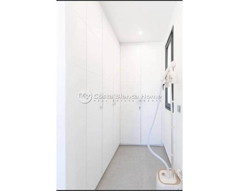 3 bedroom Villa for sale in Algorfa with pool - € 550,000 (Ref: 9420568)