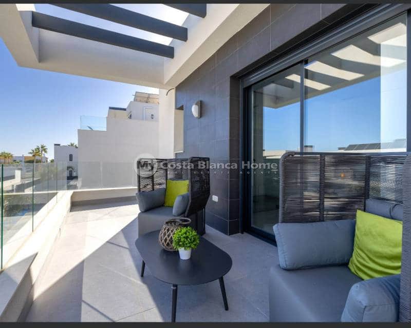 3 bedroom Villa for sale in Algorfa with pool - € 550,000 (Ref: 9420568)