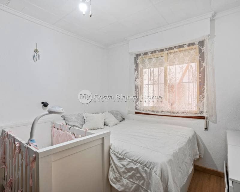 2 quarto Casa em Banda para venda em La Siesta - 134 900 € (Ref: 9420570)