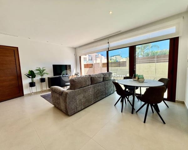 Chalet de 3 habitaciones en Benijófar en venta con piscina - 395.000 € (Ref: 9420571)