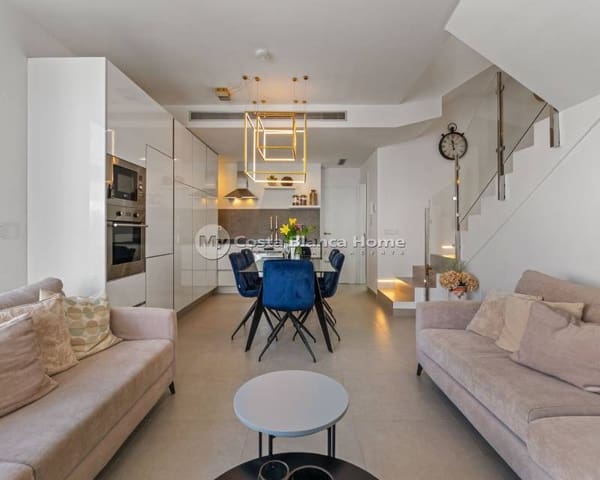 Chalet de 3 habitaciones en Villamartin, Orihuela en venta con piscina - 429.000 € (Ref: 9420572)