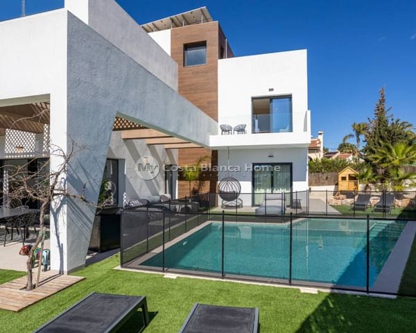 3 bedroom Villa for sale in Ciudad Quesada, Rojales with pool - € 699,000 (Ref: 9420574)