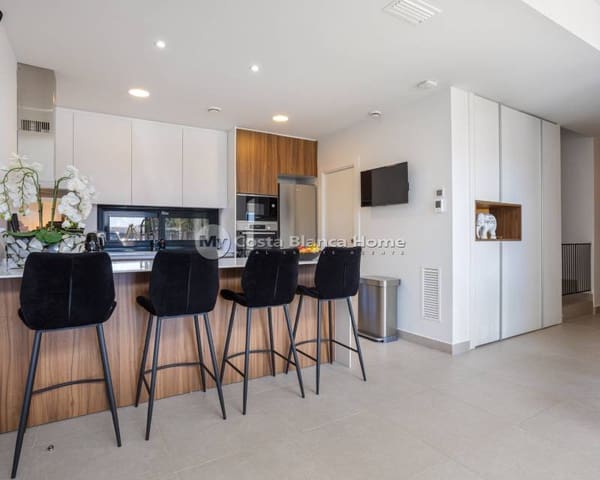 3 bedroom Villa for sale in Ciudad Quesada, Rojales with pool - € 699,000 (Ref: 9420574)