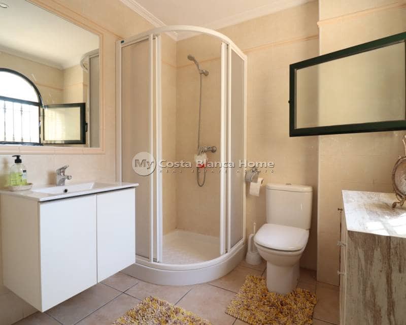 5 quarto Moradia para venda em Lo Crispin com piscina - 350 000 € (Ref: 9420575)