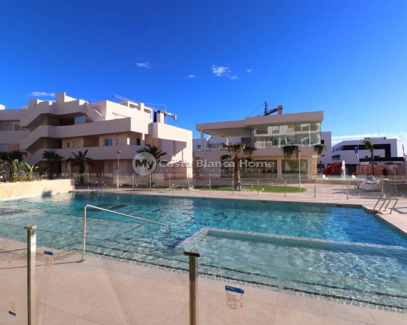 2 bedroom Apartment for sale in El Raso with pool - € 295,000 (Ref: 9420577)