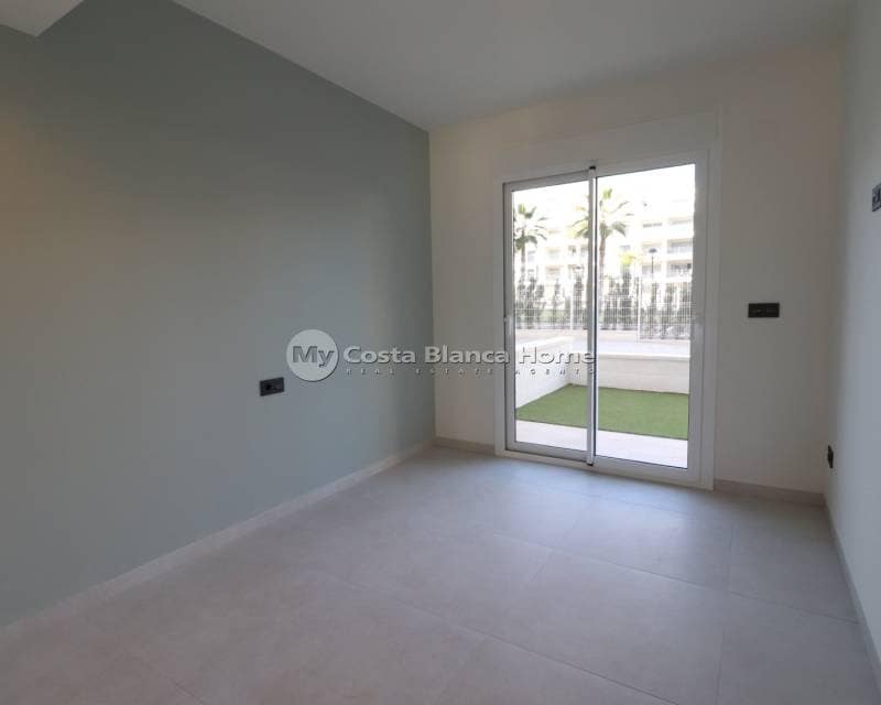 2 bedroom Apartment for sale in El Raso with pool - € 295,000 (Ref: 9420577)