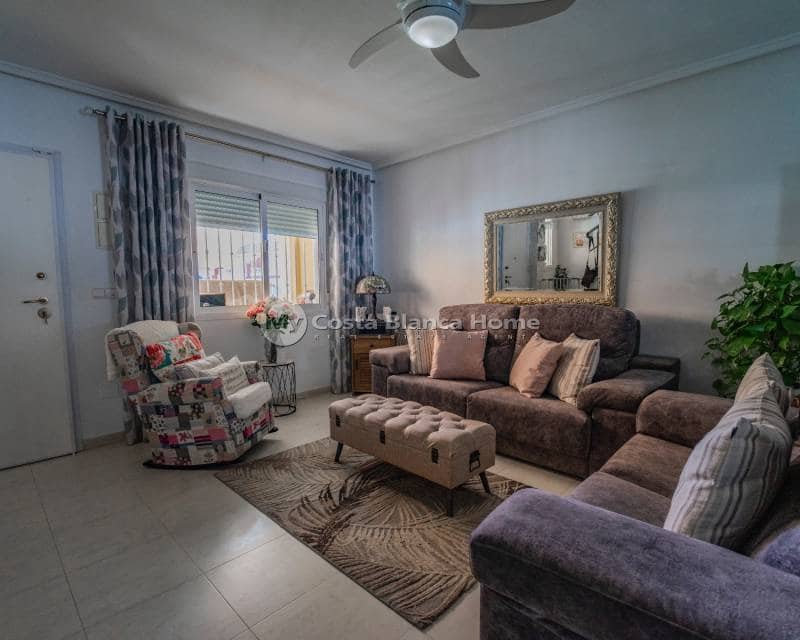 3 bedroom Townhouse for sale in Ciudad Quesada with pool - € 235,000 (Ref: 9420578)