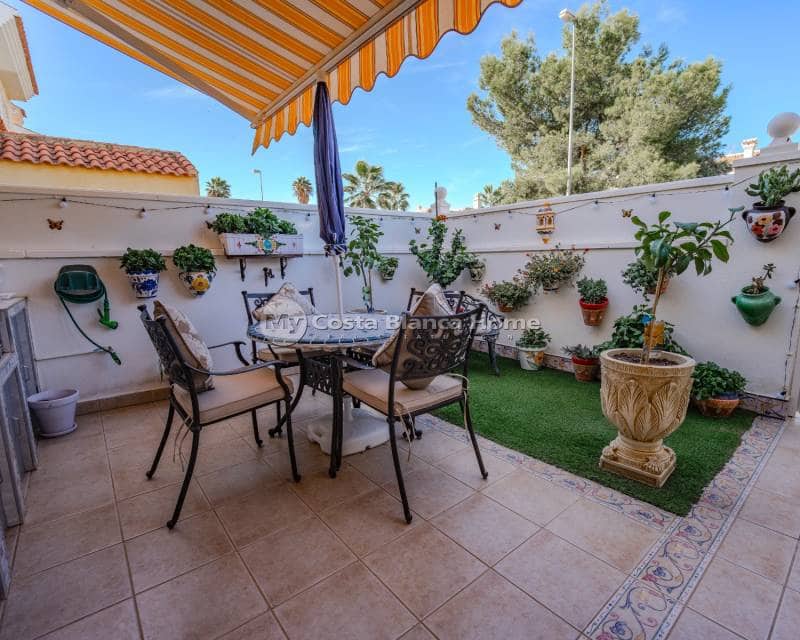 3 bedroom Townhouse for sale in Ciudad Quesada with pool - € 235,000 (Ref: 9420578)