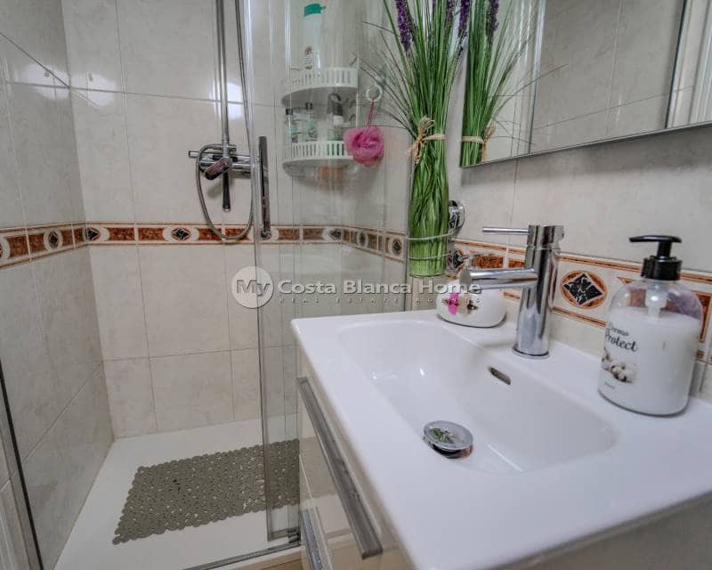 3 bedroom Townhouse for sale in Ciudad Quesada with pool - € 235,000 (Ref: 9420578)