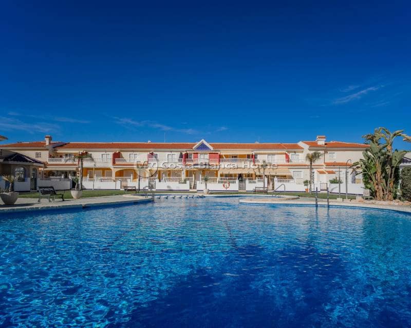 3 bedroom Townhouse for sale in Ciudad Quesada with pool - € 235,000 (Ref: 9420578)