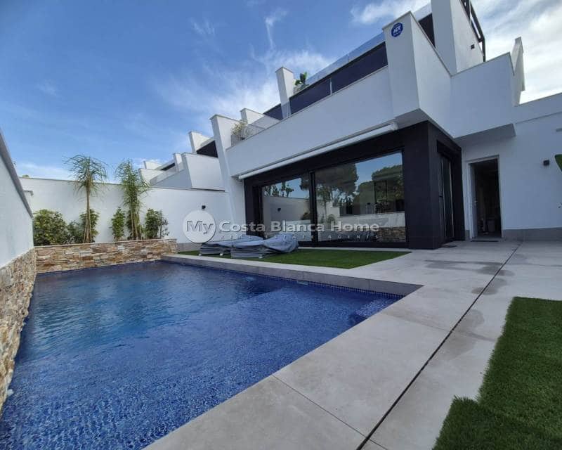 3 chambre Villa/Maison Semi-Mitoyenne à vendre à Santiago de la Ribera avec piscine - 699 900 € (Ref: 9420579)